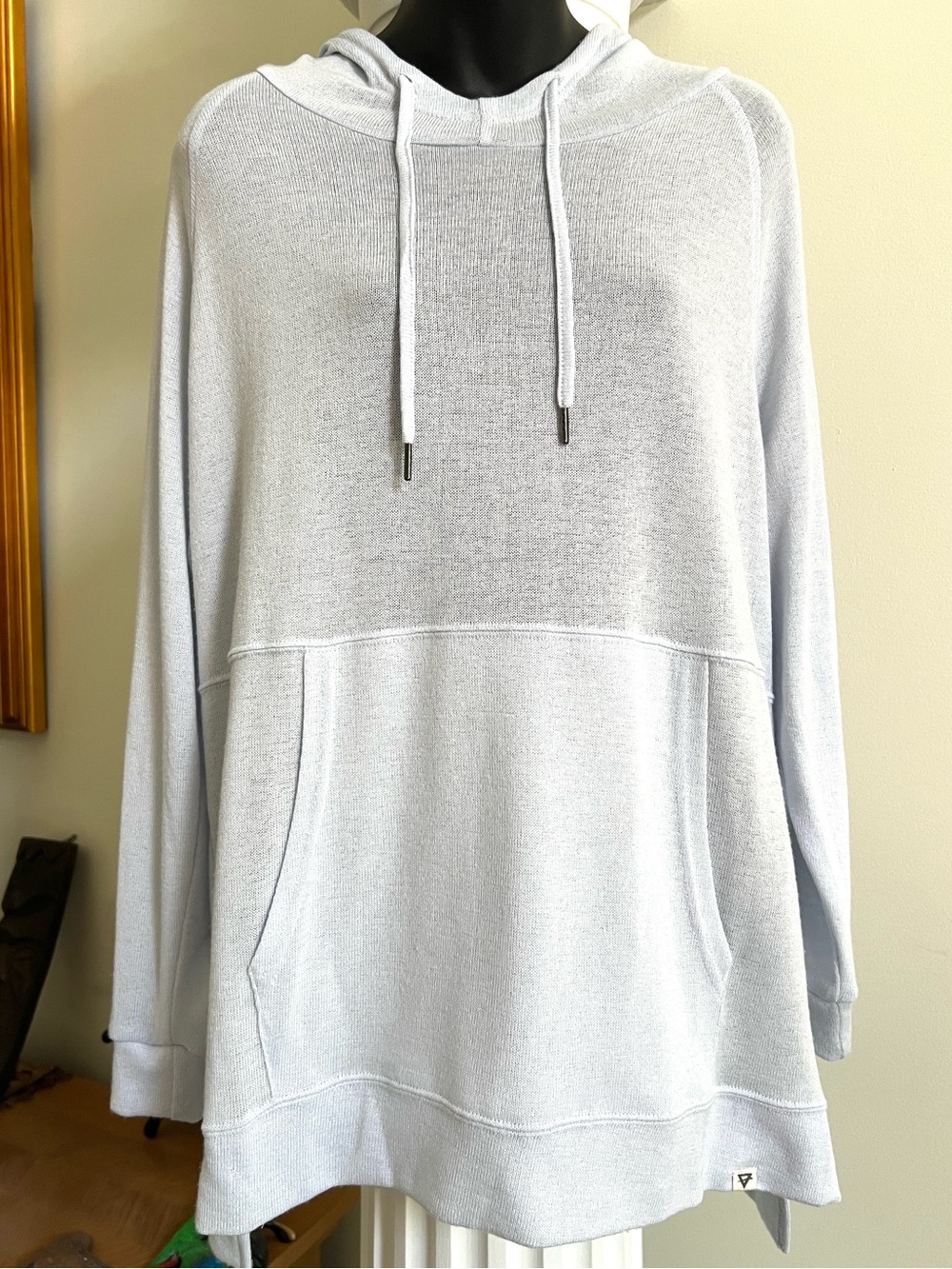 LIV Outdoor Light Blue Lightweight Knit Hoodie with Kangaroo Front Pocket Large